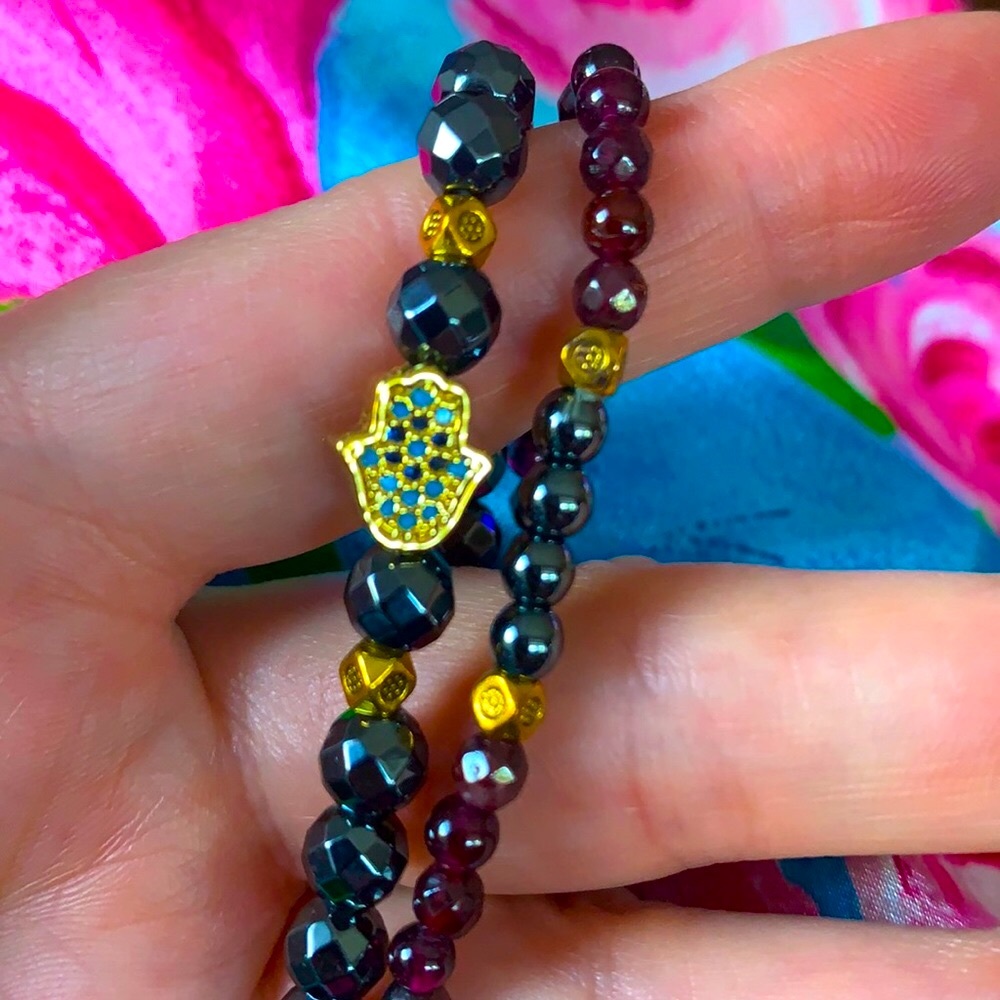 January birth stone Garnet/Hematite healing bracelet set